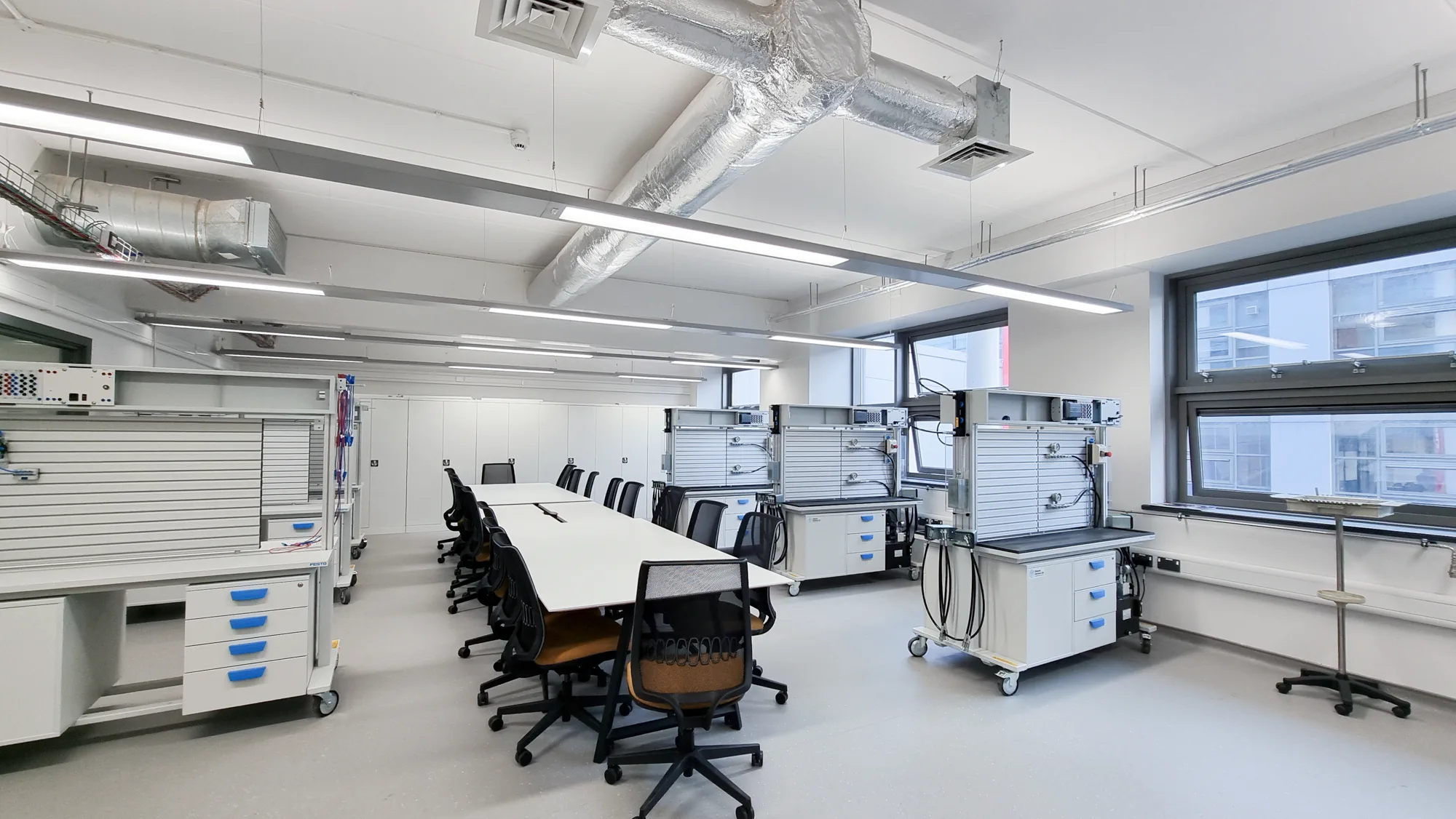 Jarvale-Construction-Doncaster-College-Group-DNCG-IoT-Roof-Project-3 Specialist teaching laboratory completed for Doncaster College