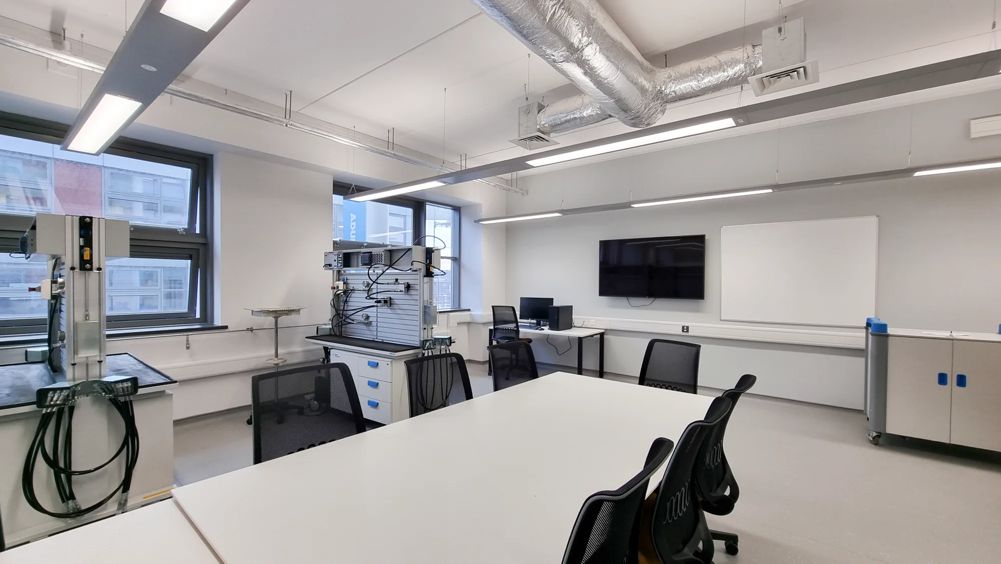 Jarvale-Construction-Doncaster-College-Group-DNCG-IoT-Roof-Project-4 Technology classroom refurbishment at Doncaster College Group