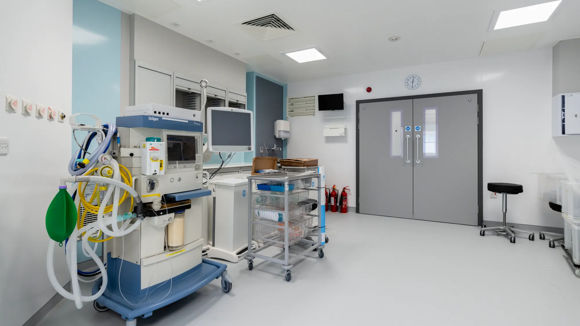 Healthcare wash station and scrub facilities installation