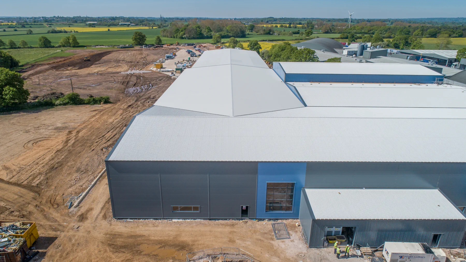 Jarvale-Construction-Roxane-Project-9 External industrial building construction showing completed cladding installation