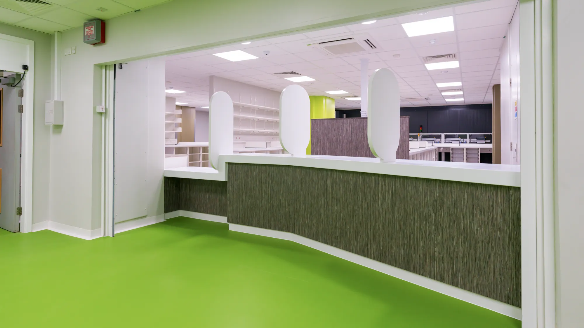 Jarvale-Construction-Royal-Hallamshire-Hospital-Pharmacy-Sheffield-16 Modern healthcare workspace supporting pharmacy and clinical services