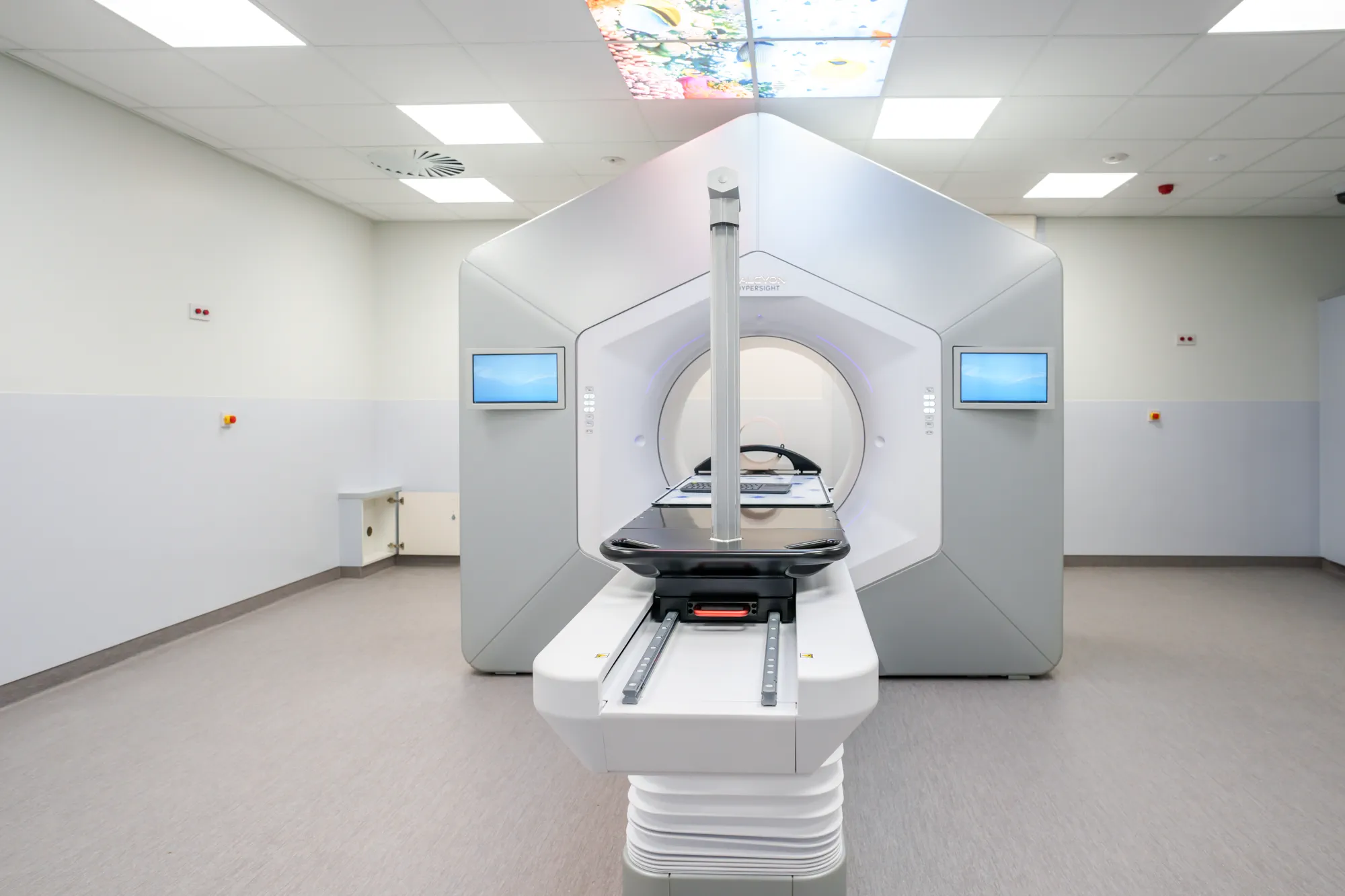 Jarvale-Construction-Sheffield-Teaching-Hospital-Weston-Park-New-Suite-2 Healthcare construction works within specialist clinical environment at Weston Park Hospital