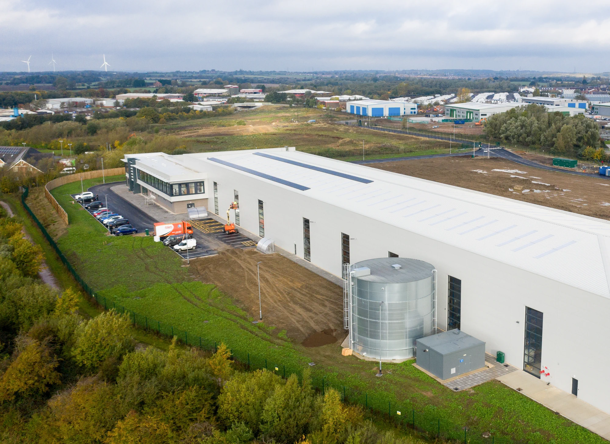 Jarvale-Construction-United-Caps-Production-Facility-Project-Dinnington-31 Completed production building with integrated industrial infrastructure